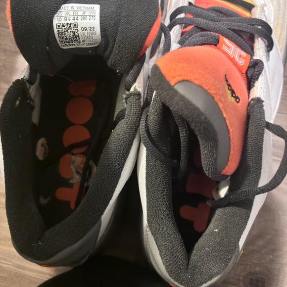 Adidas Agent Gil Restomod Shoes, white/yellow/orange Men’s size 10 - Picture 5 of 7